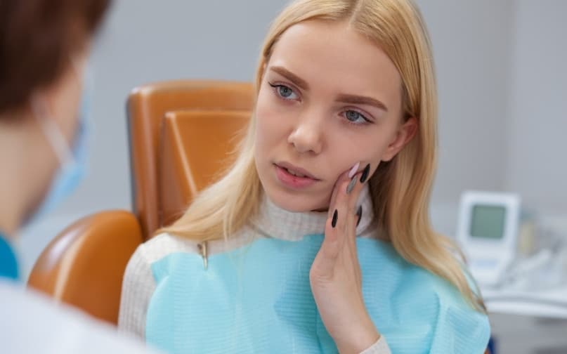 tips to avoid dental emergencies during thanksgiving