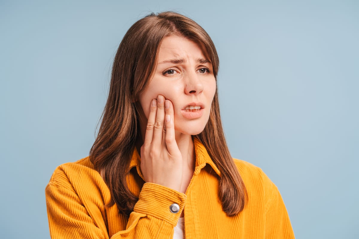 Featured image for “Tooth Extraction Pain at 2 AM: Your Real Options This Weekend”